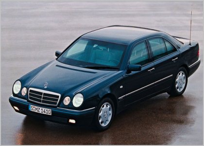 Mercedes-Benz (210) E class