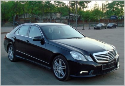 Mercedes -Benz (212) E class
